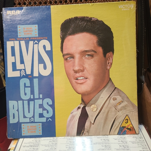 Elvis Presley LP albums - Picture 15 of 16